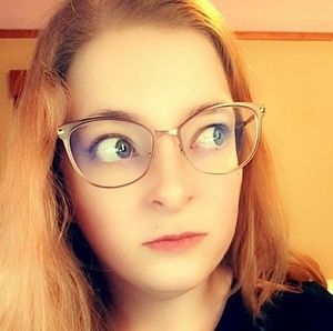 Meet your Posher, Erin